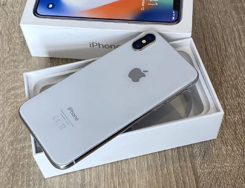 iPhone X — Тбилиси — 900 ₾