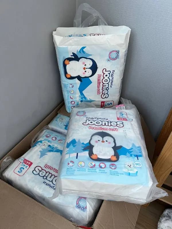 9 запечатанных упаковок подгузников Joonies premium soft, размер S (3-6кг), если заберёте все пачки — Тбилиси — 50 ₾