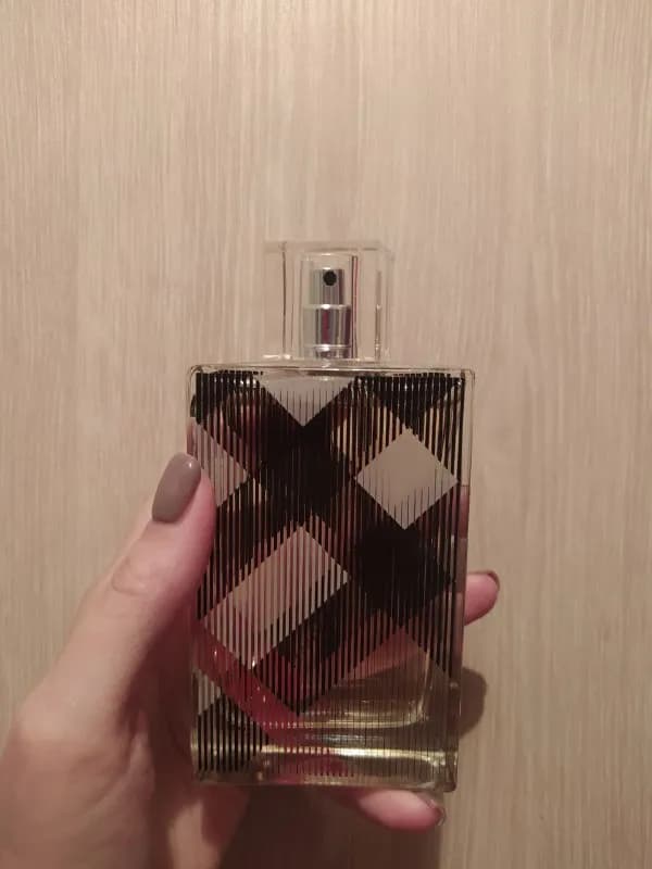 EDP) Burberry Brit 100 без 10 пшиков на другой оригинальный парфюм. Пишите в лс. — Тбилиси