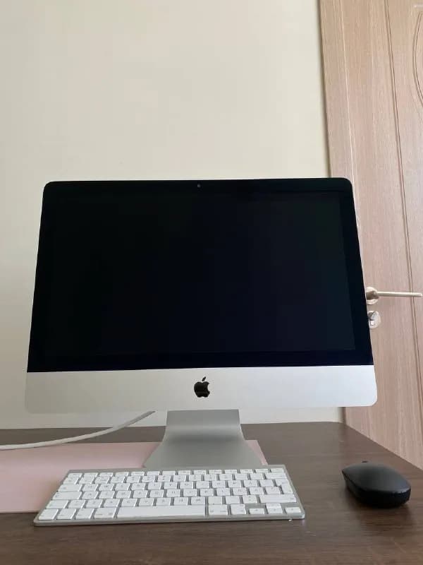 iMac 21.5-inch 2017 года на ретина 4к (4096*2304) — Тбилиси — 2 600 ₾