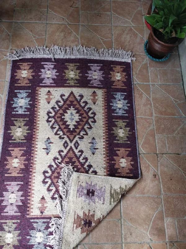 60×90 for floor, chairs, walls and a good gift from Georgia 🔥 17 lari thin, 22 thicker. Avlabari district — Тбилиси — 17 ₾