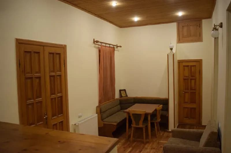 Available from 01.08: 3-room apartment on the second floor of a private house, Elia district (Avlabari) — Тбилиси — 1,200 ₾