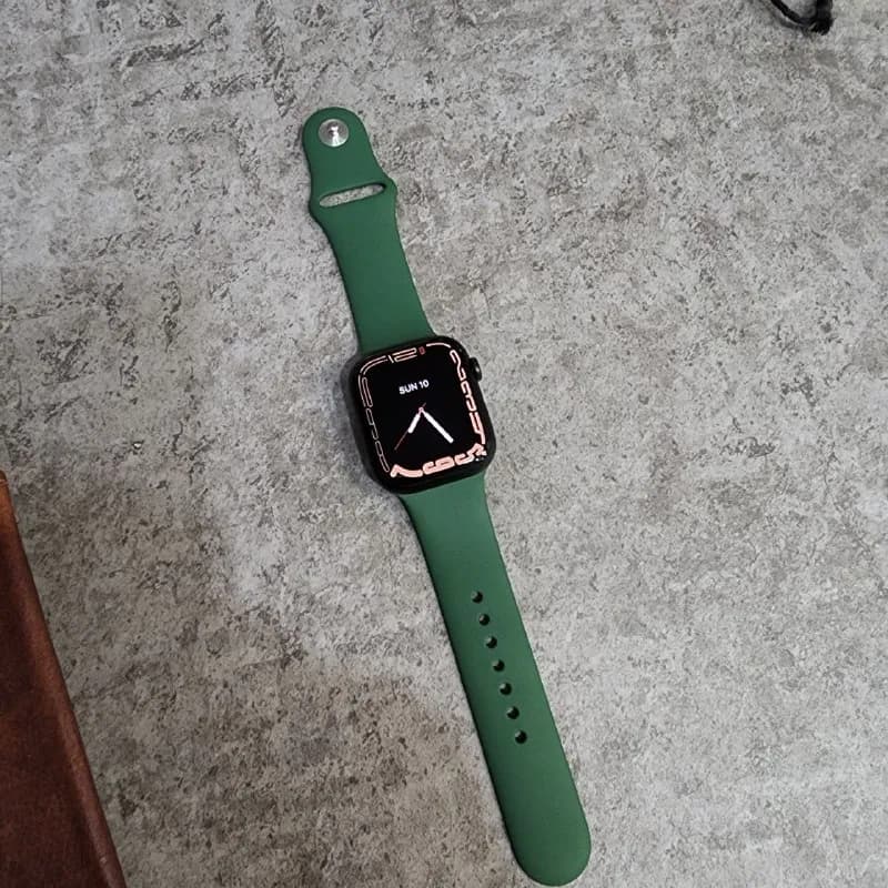 Apple Watch series 7, 45 mm. Green. Полный комплект. Состояние идеал, батарея 100%. 1100 лар. Тбилис — Тбилиси — 1 100 ₾