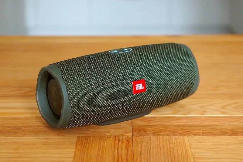 JBL Charge 4? — Тбилиси