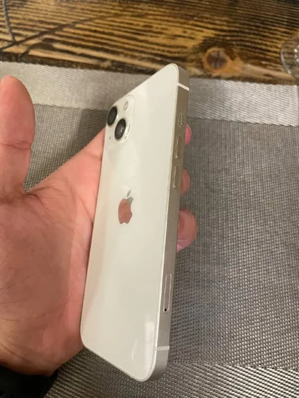 IPhone 13 256 GB, White 256 GB, LL like a brand new. Пользовался пол года, в отличном состоянии, ник — Тбилиси — 2 550 ₾