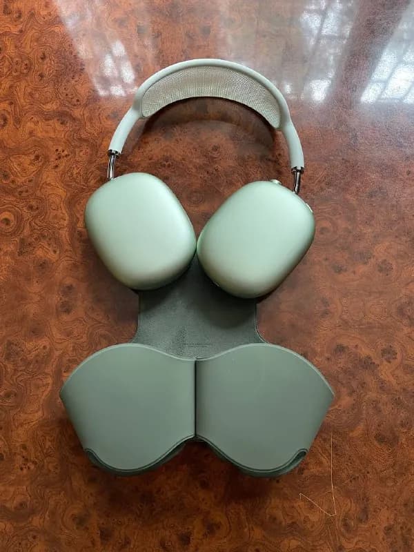 Apple AirPods Max Green — Тбилиси — 1 680 ₾