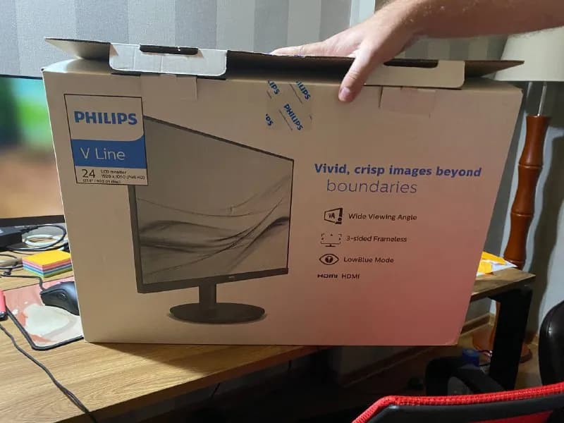 Philips 241V8L/01 23,8». 400 лари — Тбилиси — 400 ₾