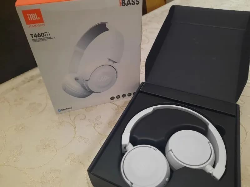 JBL T460BT, ტექნიკური და გარეგნული მდგომარეობა იდეალურია, გამოყენებული იყო ერთი თვის განმავლობაში, Bluetooth 4.0, — Тбилиси — 100 ₾