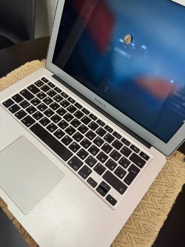 MacBook Air 13 (2017 года) 128gb — Тбилиси — 380 ₾
