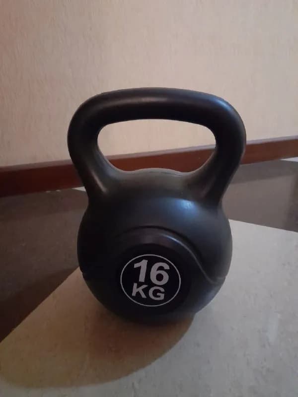 1. 🏋️ Гиря 16 кг — 40 ₾ — забронировано — Тбилиси — 40 ₾