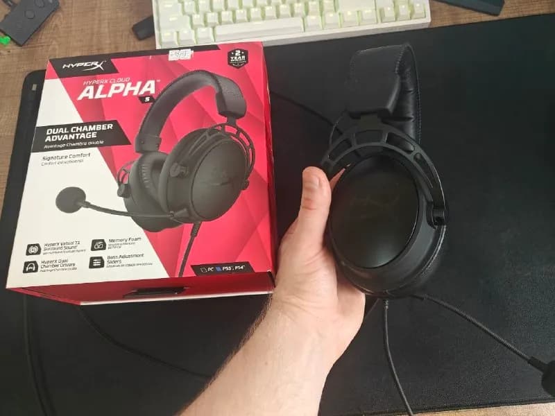 1.Продам игровые наушники HyperX Cloud Alpha S — Батуми — 190 ₾