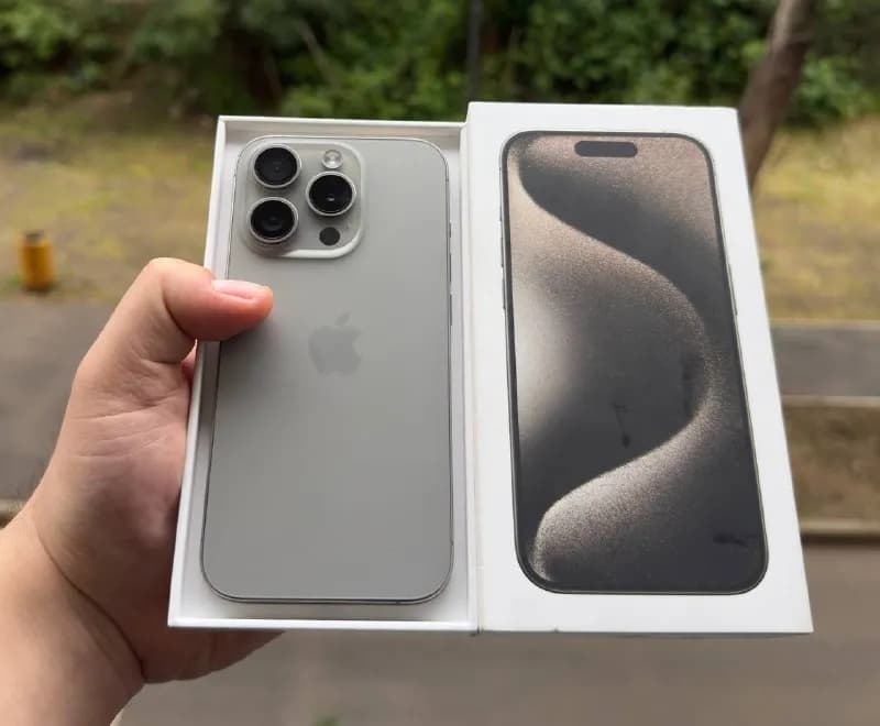 iPhone 15 Pro 128 GB, ამერიკული eSIM. გაუხსნელი. ბატარეის დამუხტვა 87%. კომპლექტში შედის ყუთი და კ — Тбилиси — 1550 ₾