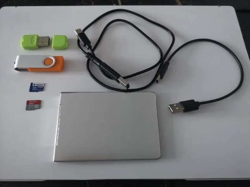cardholder с RFID защитой (визитница) — 10лари — Батуми — 10 ₾