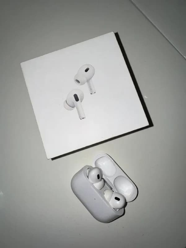AirPods Pro 2 с полной коробкой и запасными амбрюшурами — Тбилиси — 370 ₾
