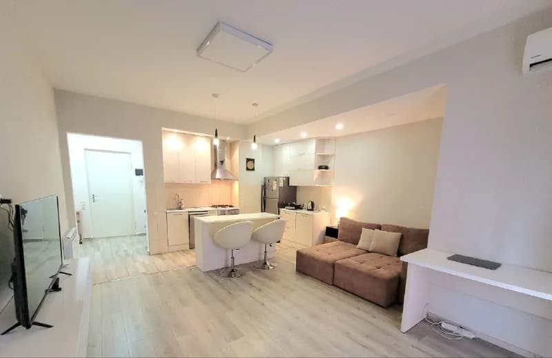 2-room apartment. 70 sq.m. Vazha Pshavela Avenue (opposite City Mall) — Тбилиси — 750 $