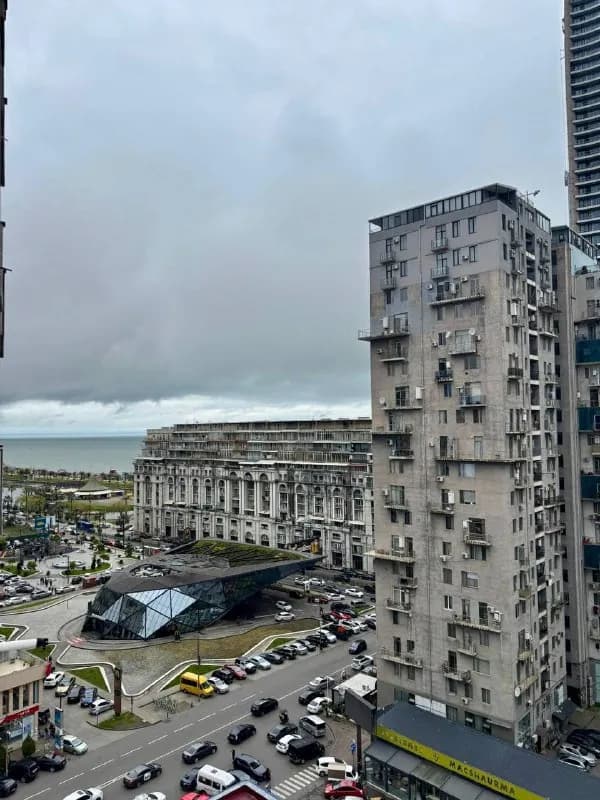 1+1📍Горгиладзе 88 — Батуми — 650 $