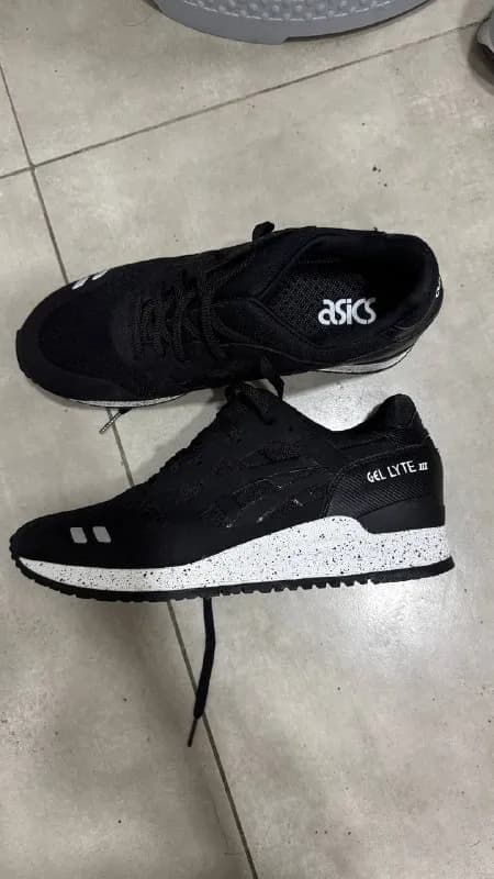 Asics — Тбилиси — 200 ₾