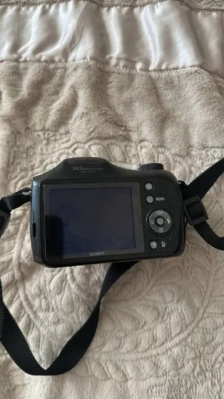 Sony Cyber-shot DSC-H200 — Батуми — 200 ₾