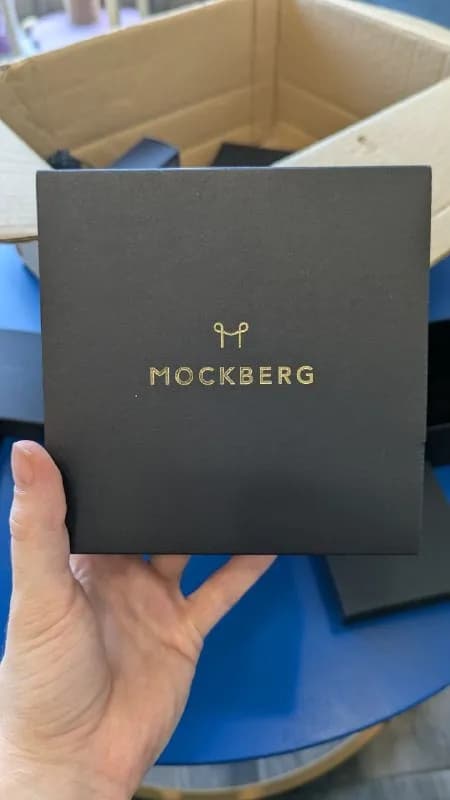 MOCKBERG. Товар получен напрямую от производителя для съемок рекламы бренда. Реклама давно снята, а — Батуми — 200 ₾
