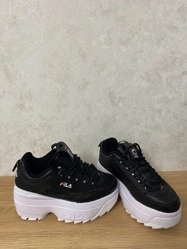 Кроссовки FILA DISRUPTOR II — Батуми — 79 ₾