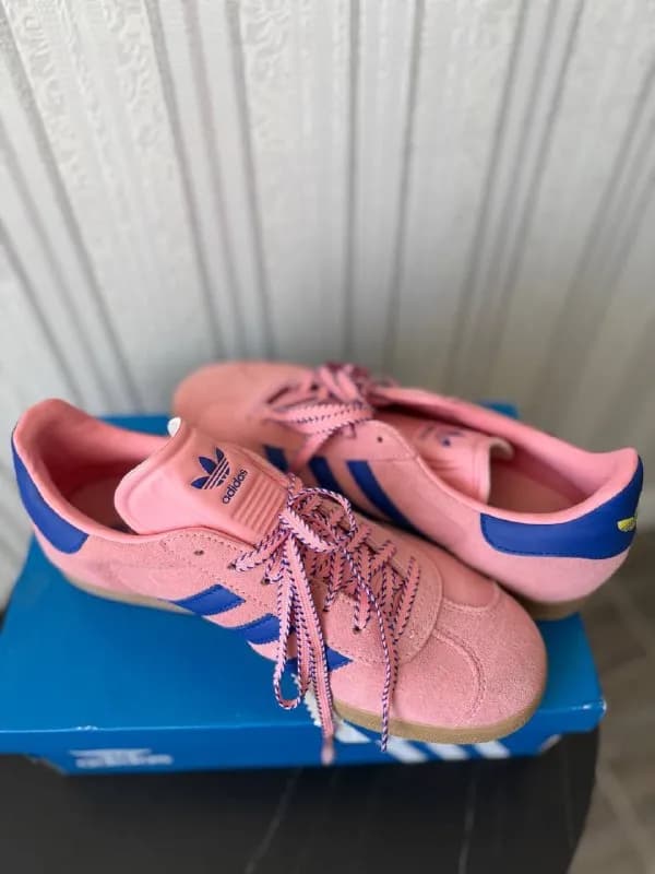 Adidas газели новые 38 размер, оригинал покупали в адидас в Батуми, ни разу не носили, новые, двое ш — Батуми — 200 ₾