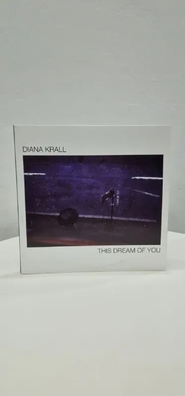 Diana Krall в идеальном состоянии в комплекте две пластинки цена 100$ или 266 Лари — Батуми — 100 ₾