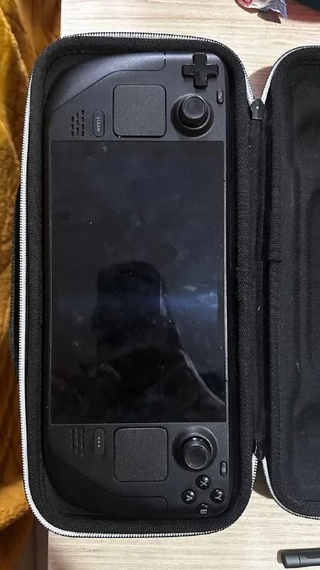 Steam Deck OLED 512GB в неисправном состоянии. — Батуми — 800 ₾