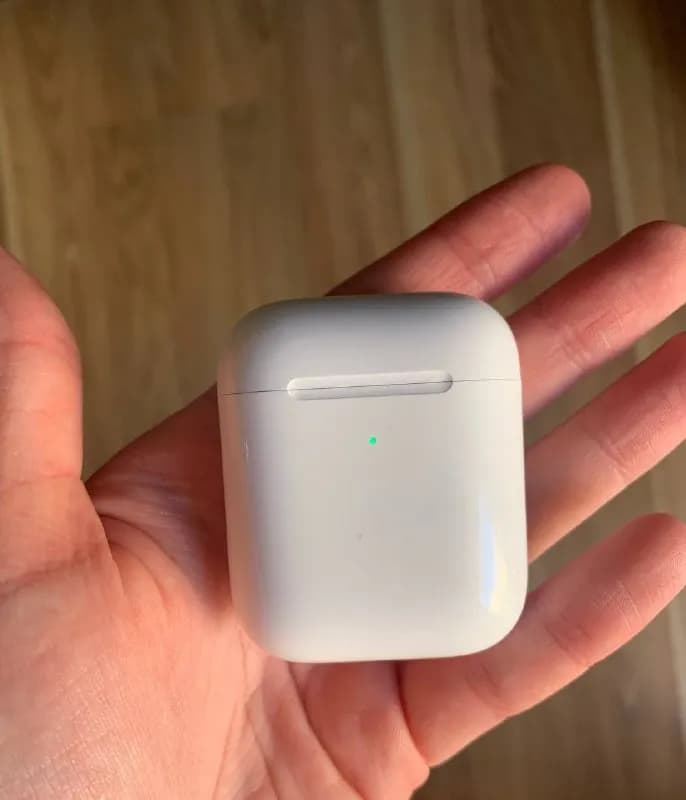 AirPods 2 (ორიგინალი). ფასი 300 лари — Тбилиси — 300 ₾