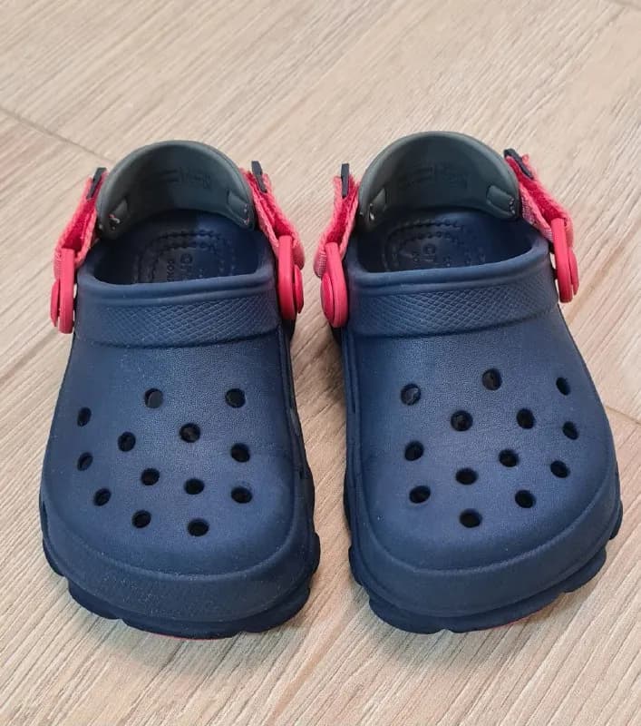 crocs детские оригинал, размер С 8. Состояние идеальное. Носились в помещении. 75 лари. — Батуми — 75 ₾