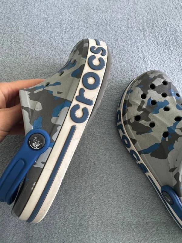 Crocs M5 W6 — Батуми — 25 ₾