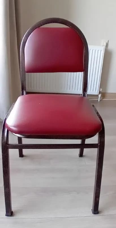 4 стула б/у — Батуми — 150 ₾