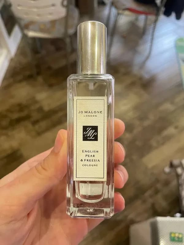1) Оригинальный парфюм jo Malone English pear and fresia, без нескольких пшиков — мне не подошел, 30 — Батуми — 200 ₾