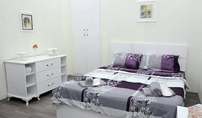 2 separate bedrooms — Тбилиси — 900 $