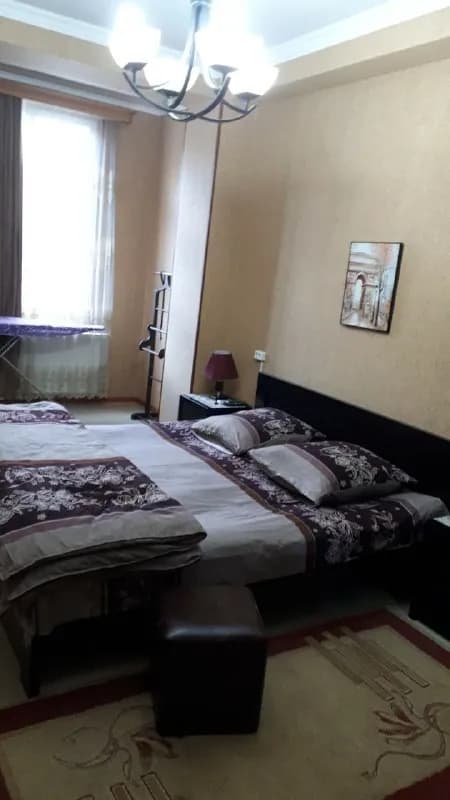 2-room apartment 60 sq/m with bathroom!!! for $500 urgently. Can have decent pets ❤🥰👍👍👍I can — Тбилиси — 500 $