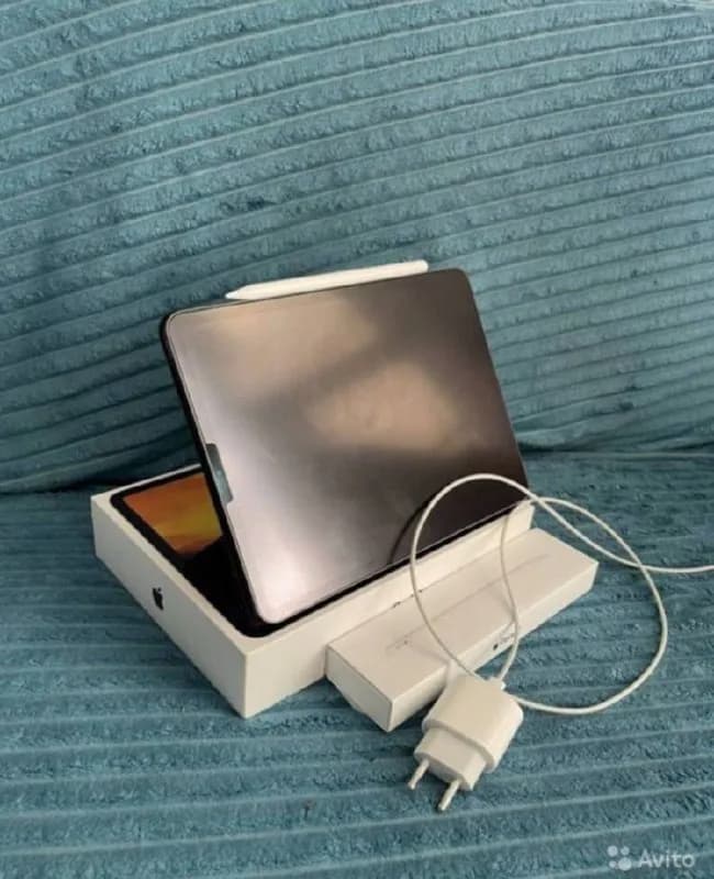 iPad Pro 2020 128 gb wifi — Тбилиси — 2 300 ₾