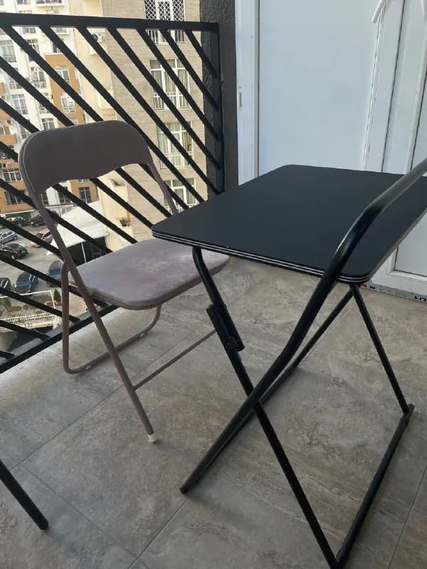 100gel desk and chair for work from Jysk. write in DM — Тбилиси — 100 ₾