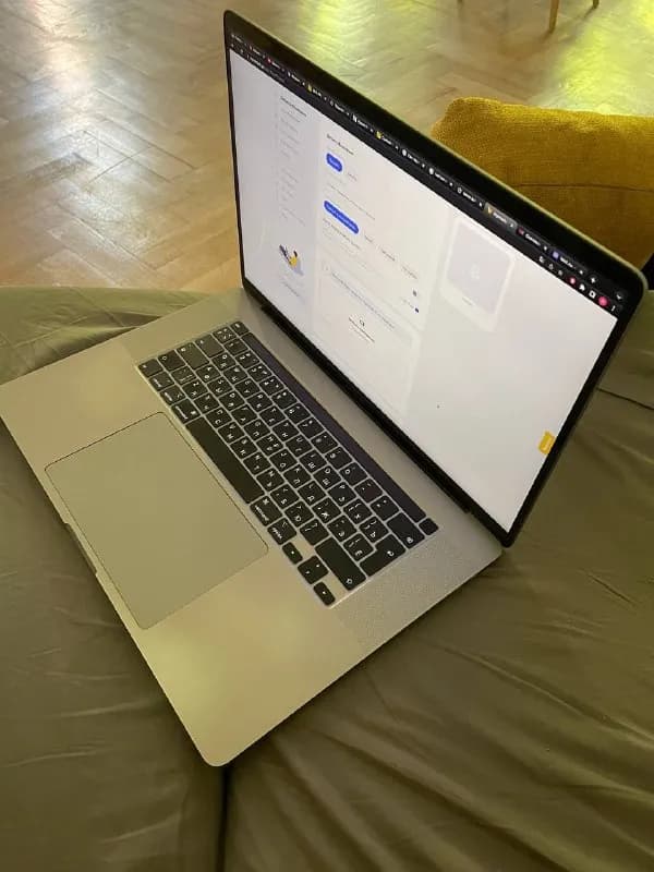 MacBook Pro 16 4500лари — Тбилиси — 164 500 ₾