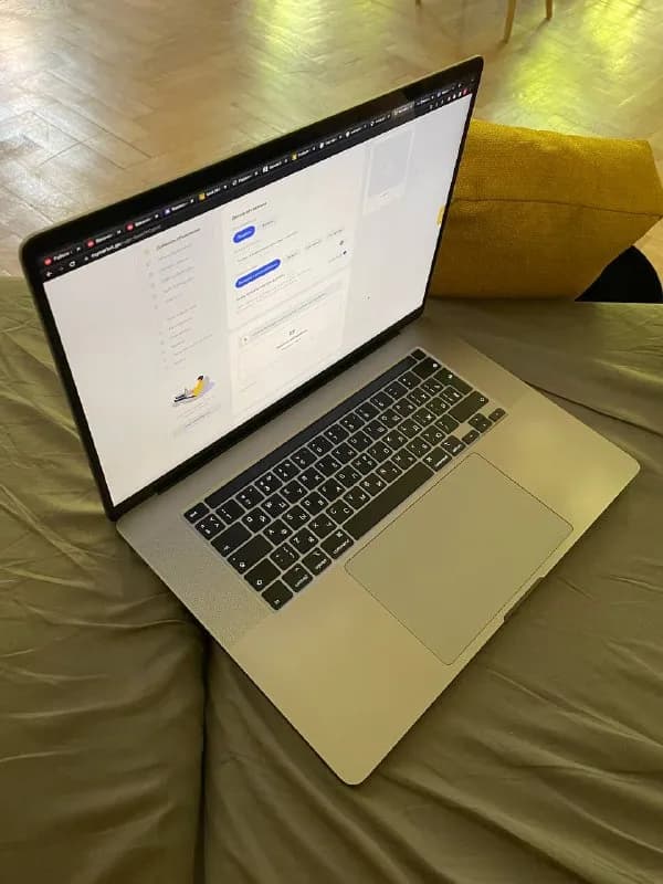 MacBook Pro 16, 4500лари — Тбилиси — 16 ₾