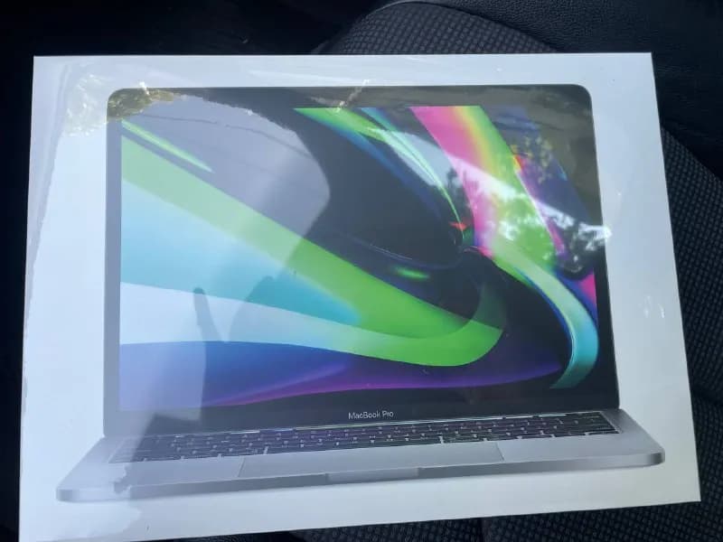 Macbook Pro M2 8/256 touchpad 4000gel в упаковке — Тбилиси — 4 000 ₾