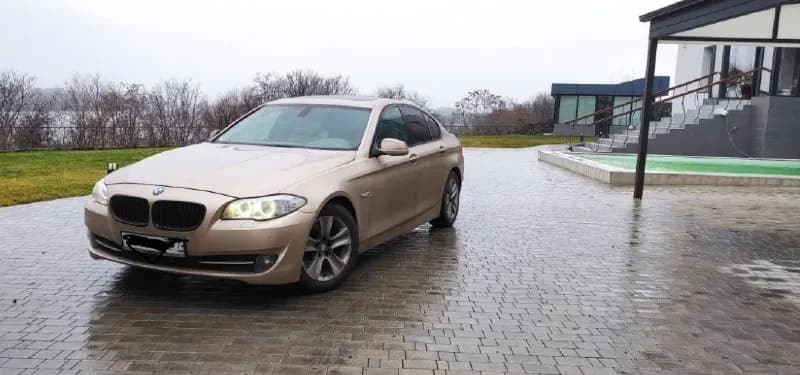 BMW 528 на российских номерах. в отличном состоянии, полностью обслужена. Оценка стоимости по рынк — Тбилиси