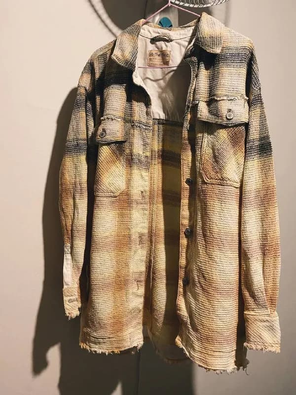 Free People — 100 лари — Тбилиси — 100 ₾
