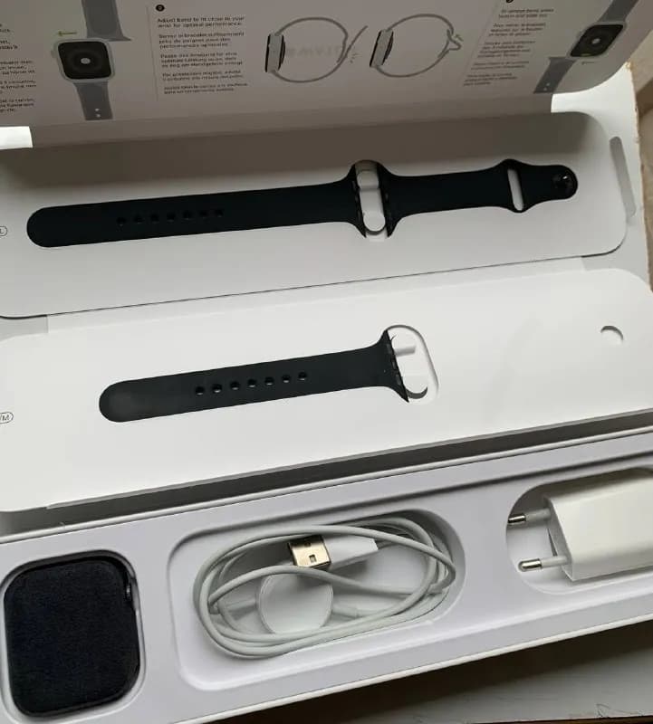 1. apple watch 5 серия, Space Gray — Тбилиси — 600 ₾