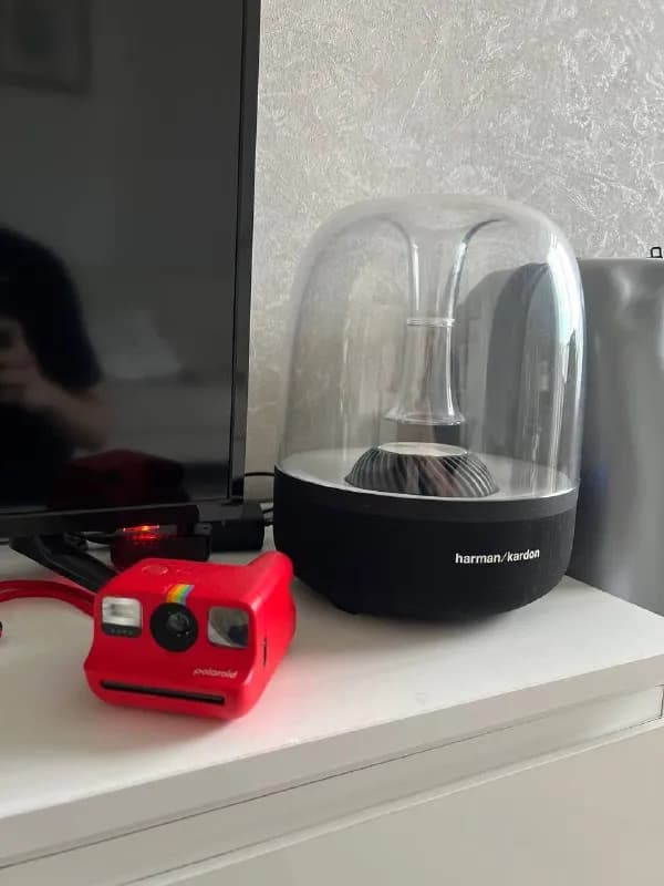 Harman Kardon прекрасное звучание, можно настраивать под себя через приложение — состояние 9/10 — Тбилиси — 200 ₾