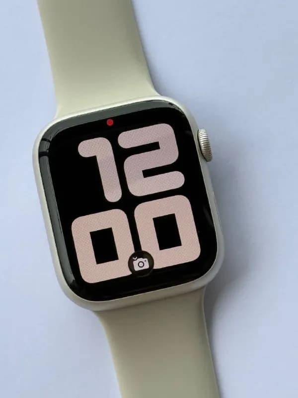 Apple Watch Series 8 (GPS) 45 mm — Батуми — 350 ₾