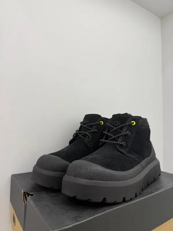 UGG Neumel Weather Hybrid — Батуми — 655 ₾