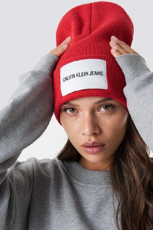 Calvin Klein Jeans (Унисекс) — Батуми — 100 ₾