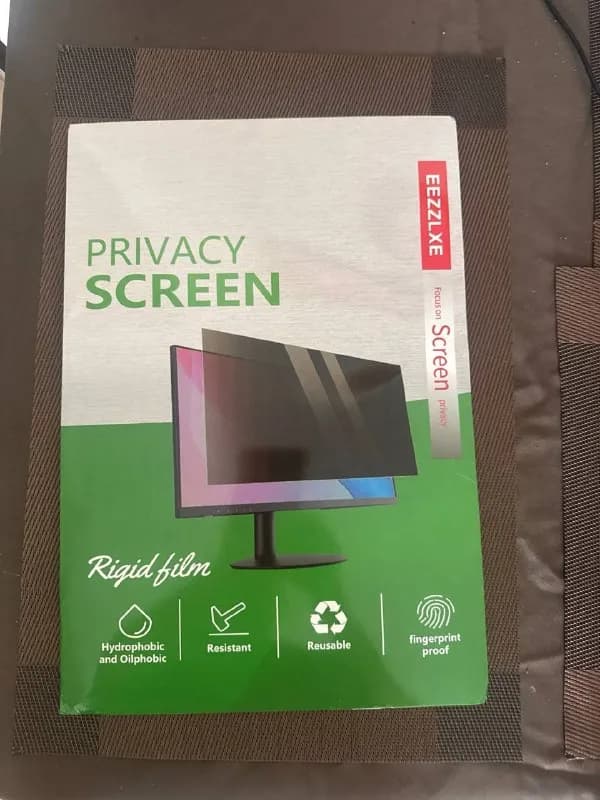 15.6 inch, removable anti-glare filter for blue light protection, compatible with many models. 25 — Батуми — 25 ₾