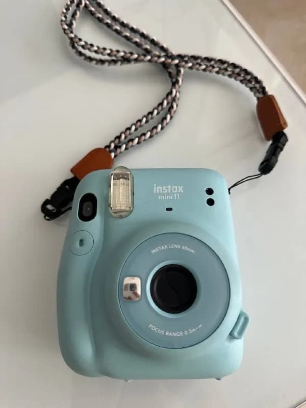 Fujifilm Instax Mini 11 — Батуми — 100 ₾