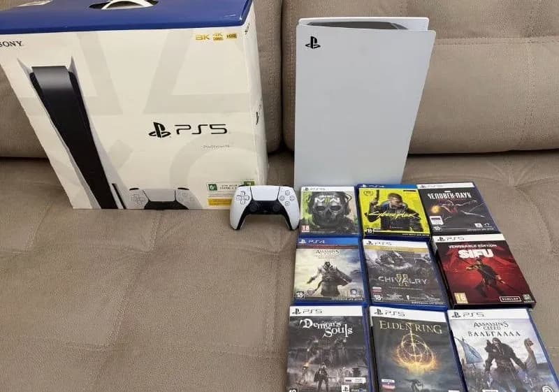 Sony PlayStation 5, გეიმპადი და თამაშები. 20.000₽ — Батуми — 20 RUB