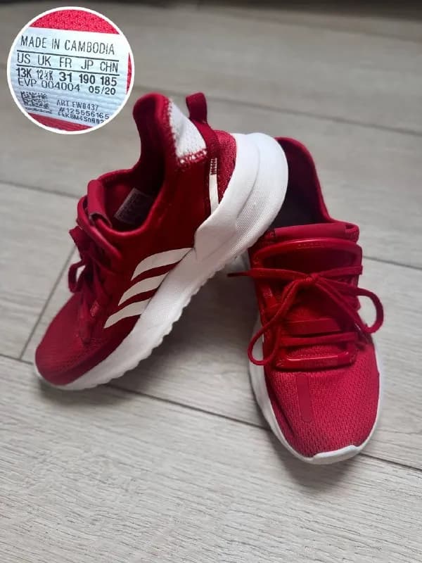 adidas 31р. Состояние отличное. На лето (сетка), невесомые. Смотрятся очень круто на ножке. 💳50 — Батуми — 50 ₾
